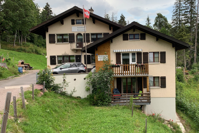 Holiday House BERGflow (ctd_0d5e490c-afb2-4559-9531-cb4fbd63d942_image)