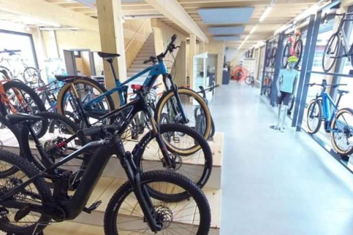 Lucky Star Bikes GmbH (ctd_328e9e38-b6dd-4096-9ffa-a86b3d1591e7_image)