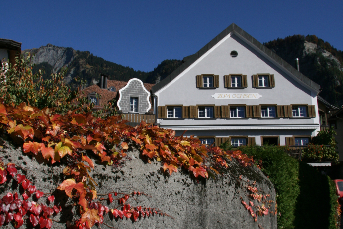 Weingut Donatsch & Winzerstube "zum Ochsen" (ctd_77a2324d-00a4-4f32-8c3e-433cd2d6e51b_image) Weingut Donatsch & Winzerstube "zum Ochsen" (ctd_77a2324d-00a4-4f32-8c3e-433cd2d6e51b_image)