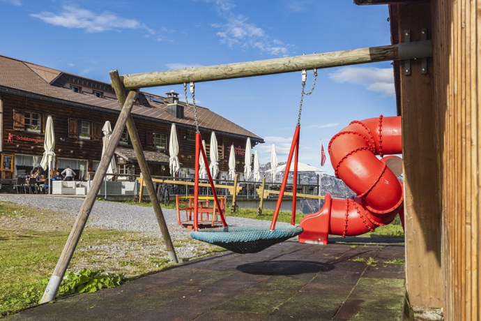 Spielplatz Chrüz (ctd_de98635a-d4d7-4603-9fda-7ac7adf693af_image)