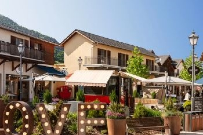 Gondel Café, Fashion Outlet Landquart (ctd_f03218ff-bf08-4253-b64c-4a0c61bc187c_image)