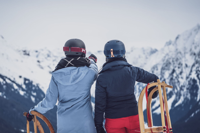 Evening sledding at Rinerhorn incl. evening pass, fondue and sled rental (exp_41b6fde)