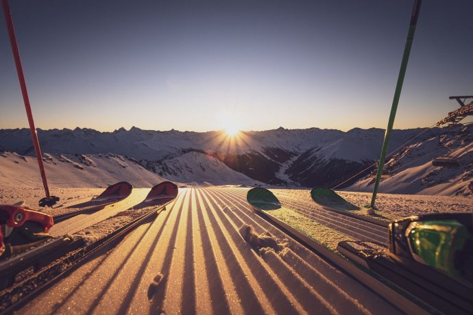 Skitageskarte mit Übernachtung im Hotel National Davos (exp_743fa9b)