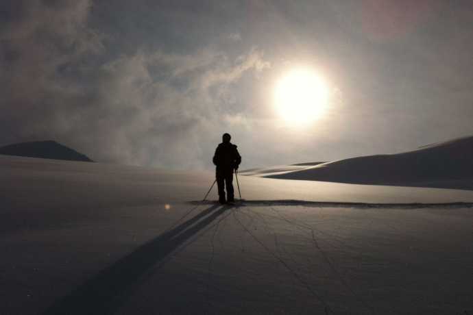 Full Moon and Moonlight Snowshoe Tour with Fondue Evening (exp_97e8f56)