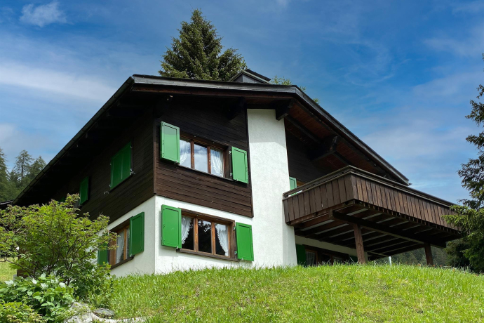 Vue sur la maison été