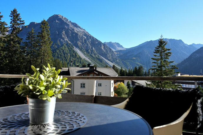 arosaflair_ferienwohnung_arosaexklusiv_ausblick_3