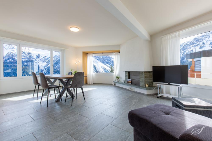 4.5_Zimmer_Dachwohnung_Haus_Koller_Arosa-10