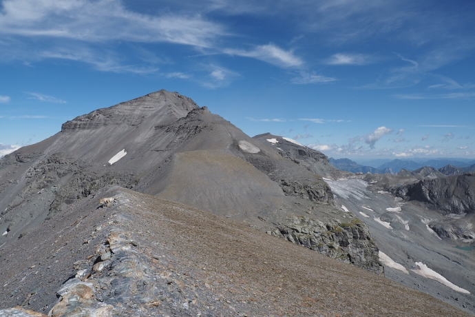 Flims UNESCO World Heritage Site: Piz Segnas, the three-thousand-meter peak! (gdl_634819779_image)