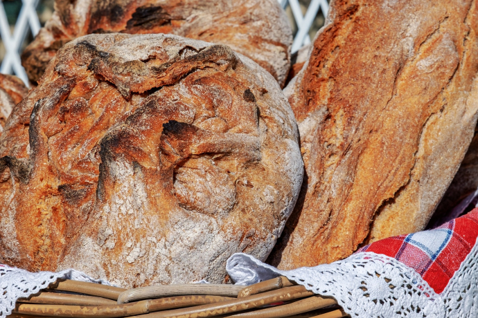 Wood-fired bread sales (gdl_726699228_image)