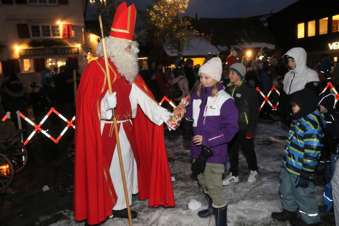 Weihnachtsmarkt, Dorfplatz Mels (gdl_774287009_image)