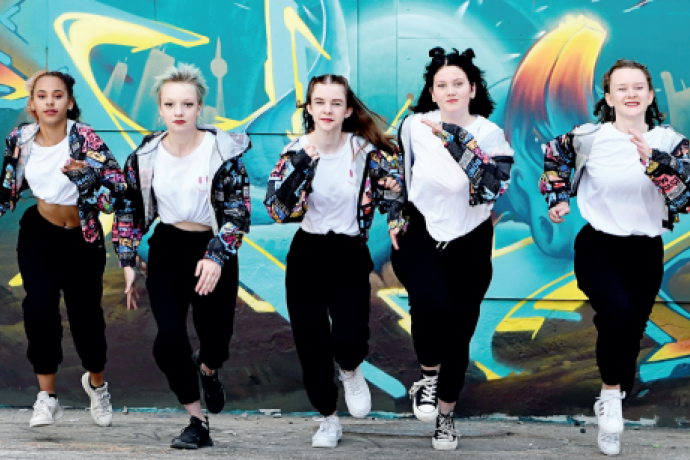 roundabout (gdl_807692200_image)