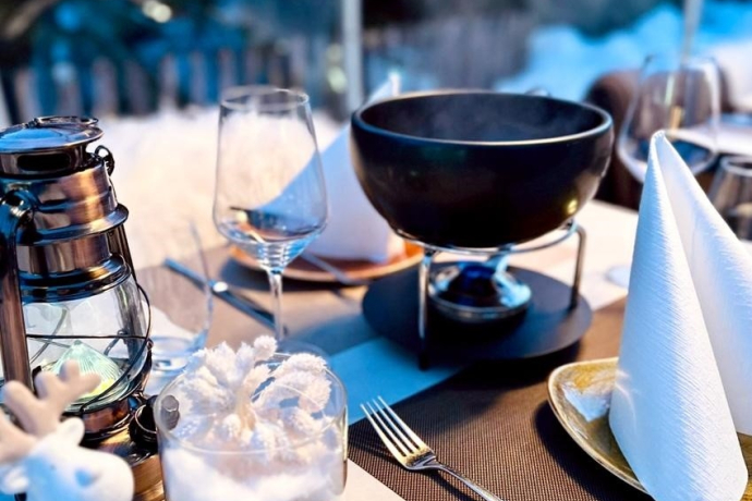 Fondue - Genuss im gemütlichen & beheizten Iglu (gdl_841745886_image)