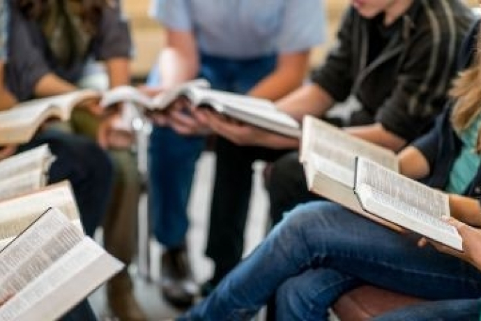 Bibel-Teilen (gdl_841945659_image)