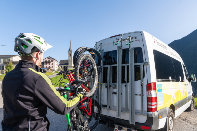 Bike- & Wanderbus Cre digl Lai – Savognin (gdl_865955747_image)