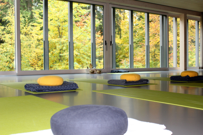 Yoga und die Kraft des Schweigens im ****Wellness Hotel Schweizerhof Flims (gdl_871074833_image)