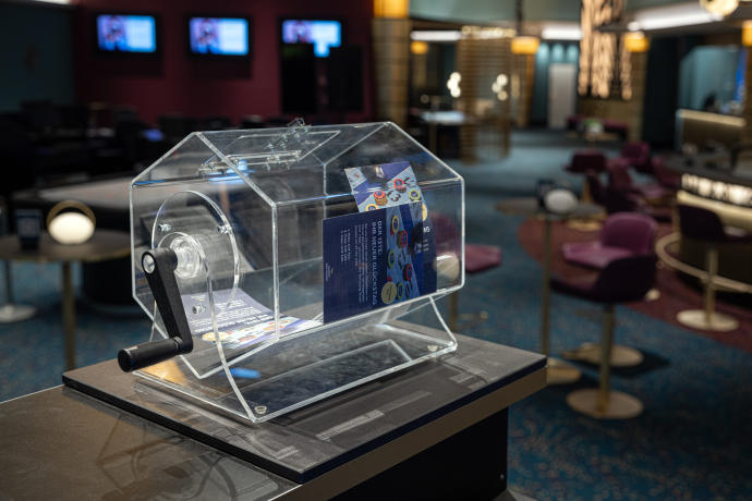 DER 13TE - DER NEUE GLÜCKSTAG (gdl_876363014_image)