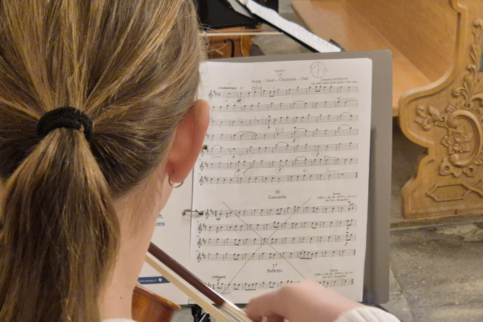 Musizieren vor dem Advent (gdl_877360193_image)