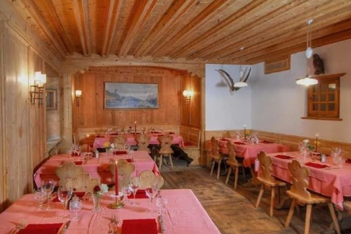 Seniorenmittagessen (gdl_890674155_image)