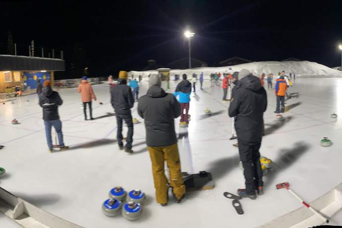 Curling: Grümpelturnier für Einheimische (gdl_899787260_image)