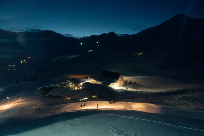 Silvester in der Tschuggenhütte (gdl_901099005_image)