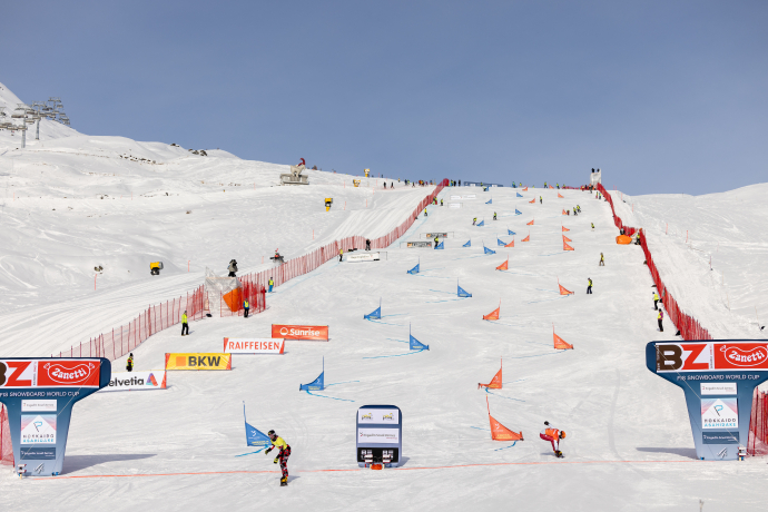 VISA FIS Snowboard Weltcup Scuol (gdl_903330277_image)