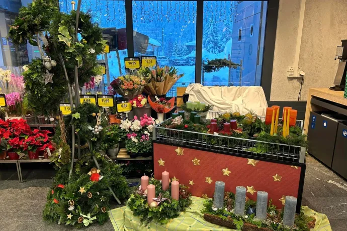 Adventskranzverkauf Zuoz (gdl_903397366_image)