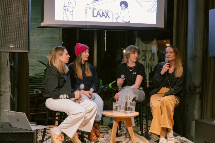 Live Talk :: LAAX Women's Celebration Days (gdl_904650550_image)
