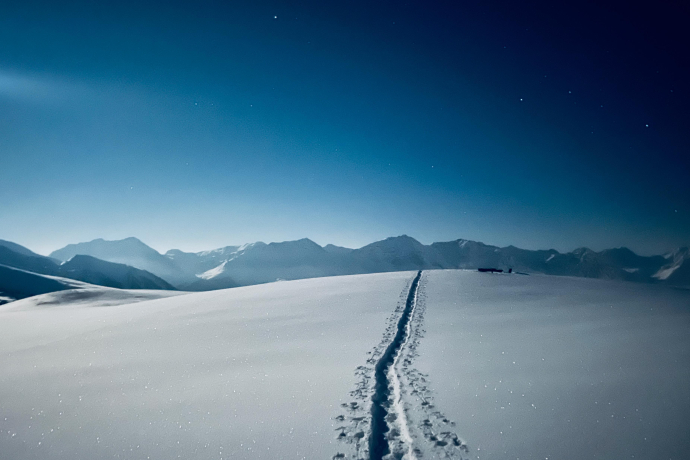 ArosaAkademie «Mondschein-Schneeschuh-Wanderung» (gdl_904856781_image)