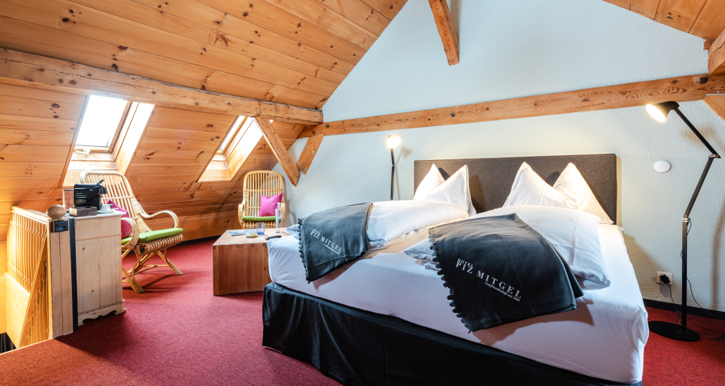 Galeriezimmer im Hotel Piz Mitgel (Foto: © Thomas Kiewning) Galeriezimmer im Hotel Piz Mitgel (Foto: © Thomas Kiewning)