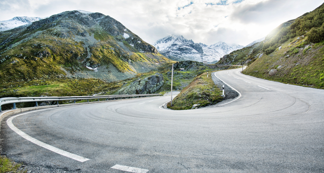 Auch der Flüelapass kann erstmals autofrei genutzt werden. © Schweiz Tourismus_Nico Schaerer 