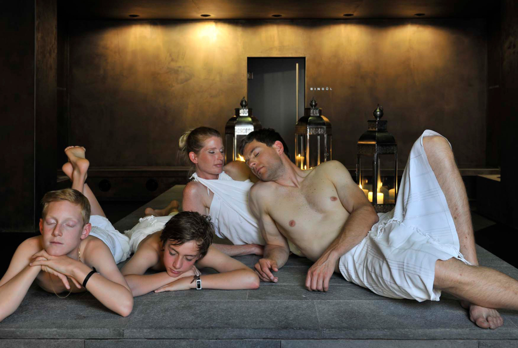 Familienwellness im Hotel Schweizerhof (Foto: © Schweizerhof)