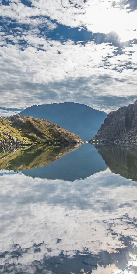 Der Tomasee in der Ferienregion Disentis Sedrun (Foto: © Sedrun Disentis Tourismus / Mattias Nutt)