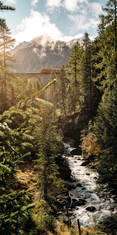 The Rhaetian Railway between Bergün and Preda