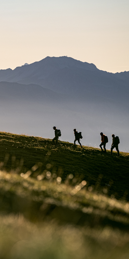 Hiking in Flims Laax Falera (Photo: © Flims Laax Falera / Gaudenz Danuser) Hiking in Flims Laax Falera (Photo: © Flims Laax Falera / Gaudenz Danuser)