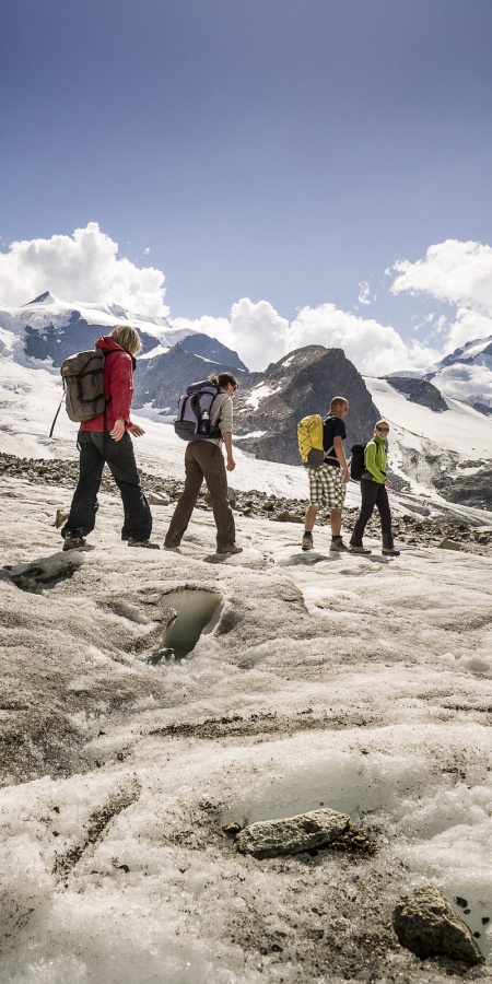Gletscherwanderung Diavolezza–Morteratsch (Foto: © Graubünden Ferien, Andrea Badrutt)