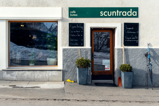  Cafè e Butea Scuntrada in Ftan 