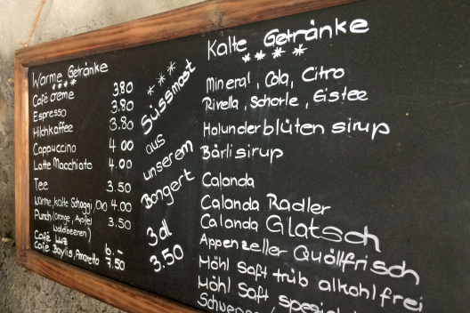 Café Mäntig der Familie Buchli Café Mäntig der Familie Buchli