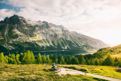 Alpine Bike (Foto: © Sils Tourismus) Alpine Bike