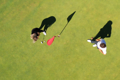 Loredana und Kilian auf dem Golfplatz Domat/Ems (Foto: © Saturday.and.Sunday) Loredana und Kilian auf dem Golfplatz Domat/Ems