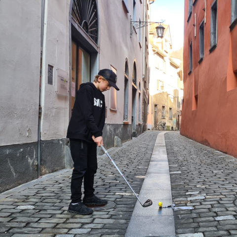Urban Golf Chur (Foto: © Chur Tourismus) Urban Golf Chur (Foto: © Chur Tourismus)