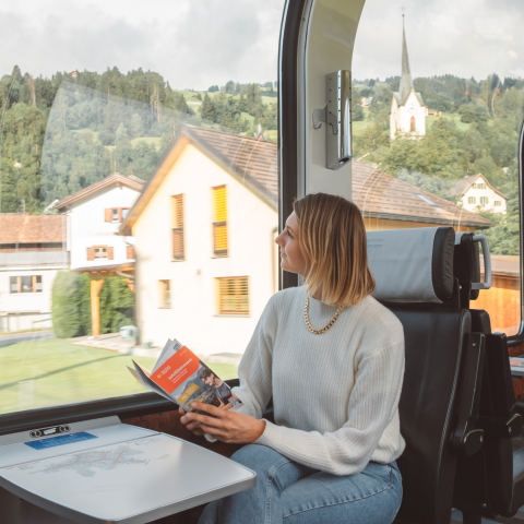 Pendent un voyage en train avec la Alpine Cruise (Photo: © awwway) Pendent un voyage en train avec la Alpine Cruise (Photo: © awwway)