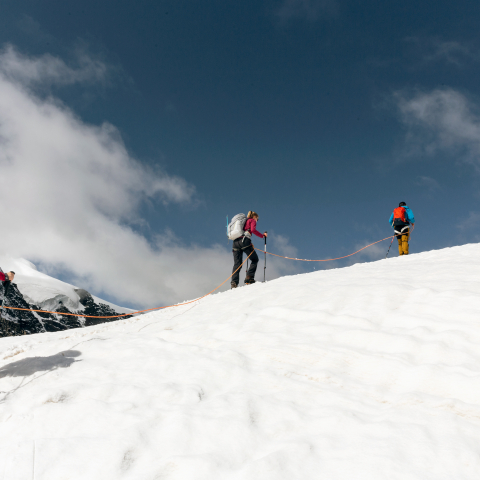 Aufstieg in Richtung Crap Pers auf dem Persgletscher (Foto: © Thalia Wünsche) Aufstieg in Richtung Crap Pers auf dem Persgletscher (Foto: © Thalia Wünsche)