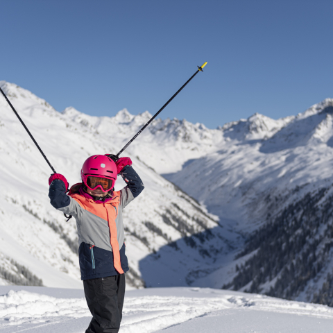 Skifahrspass in Madrisa Klosters (Foto: © Destination Davos Klosters / Patrick Cavelti)