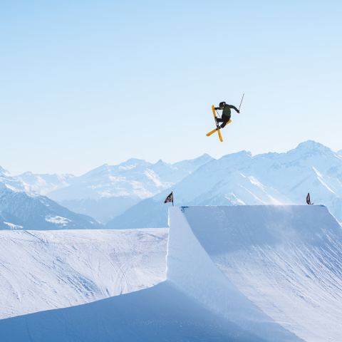Crap Sogn Gion in Flims Laax Falera (Foto: ©️ The Alpinists) Crap Sogn Gion in Flims Laax Falera