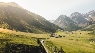 Sertig (Photo: © Marco Hartmann, Graubünden Ferien) Sertig