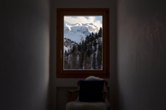 Fensterblick aus dem Gletscher-Hotel Morteratsch (Foto: © Thalia Wünsche) Fensterblick aus dem Gletscher-Hotel Morteratsch