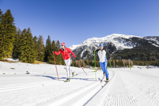 Zwei Langläufer in der Lenzerheide (Foto: © Ferienregion Lenzerheide / Fredheim Fotos) Zwei Langläufer in der Lenzerheide (Foto: © Ferienregion Lenzerheide / Fredheim Fotos)