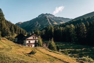 Der Hof Zuort in der Val Sinestra (Foto: © Sommertage) Der Hof Zuort in der Val Sinestra