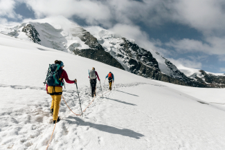 Aufstieg auf dem Persgletscher (Foto: © Thalia Wünsche) Aufstieg auf dem Persgletscher (Foto: © Thalia Wünsche)