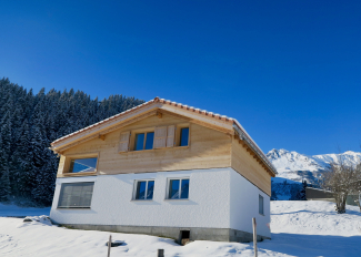 Casa Segnas oberhalb von Disentis (Foto: © Casa Segnas) Casa Segnas oberhalb von Disentis